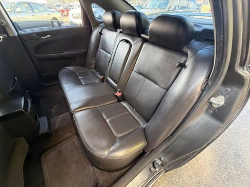 Used 2010 Chevrolet Impala LTZ FWD image 5