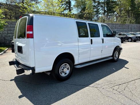 Used 2023 Chevrolet Express 2500 w/ Driver Convenience Package RWD image 4