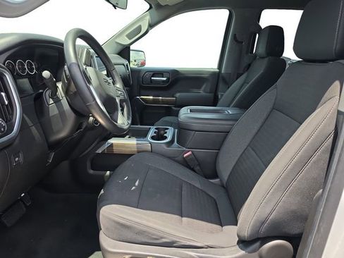 Used 2021 Chevrolet Silverado 1500 LT Trail Boss w/ Convenience Package II AWD/4WD image 11