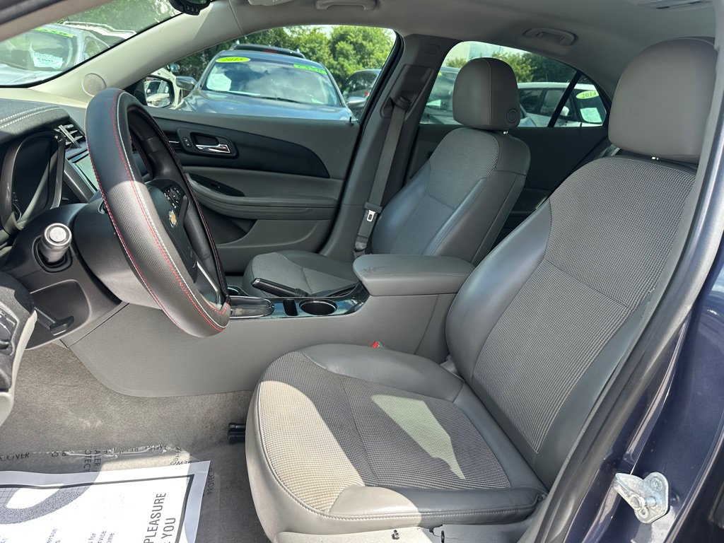 Used 2014 Chevrolet Malibu LT w/ Power Convenience Package FWD image 10