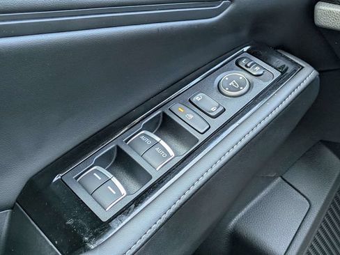 Used 2023 Honda Accord Touring image 23