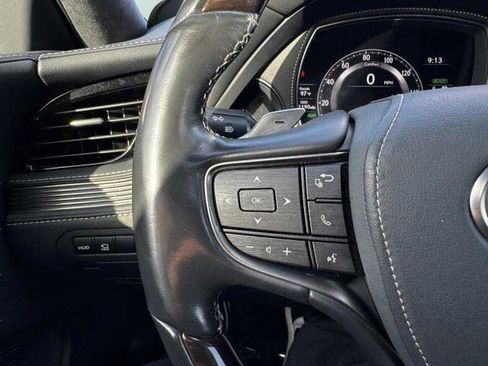 Used 2018 Lexus LS 500h w/ Luxury Package RWD image 24