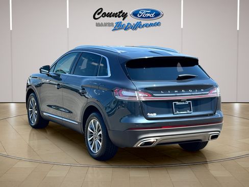Used 2023 Lincoln Nautilus FWD image 7