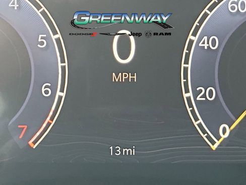 New 2025 Jeep Grand Cherokee Limited RWD image 33