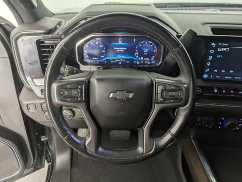 Used 2024 Chevrolet Silverado 3500 High Country w/ Technology Package AWD/4WD image 12