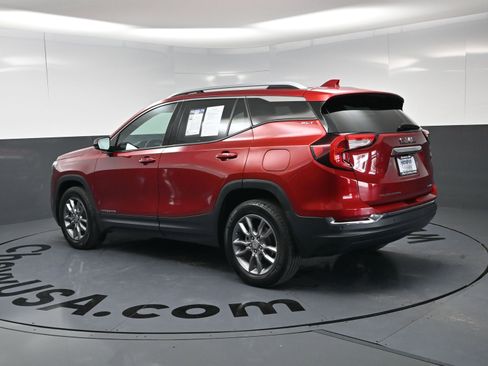 Used 2022 GMC Terrain SLT AWD/4WD image 7