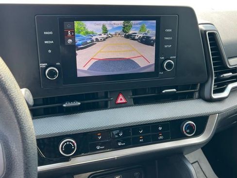 Certified 2024 Kia Sportage LX FWD image 24