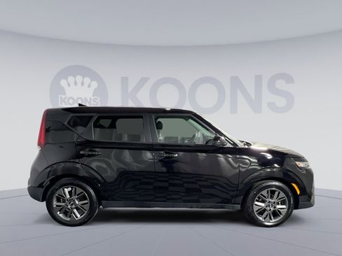 Used 2021 Kia Soul S image 7