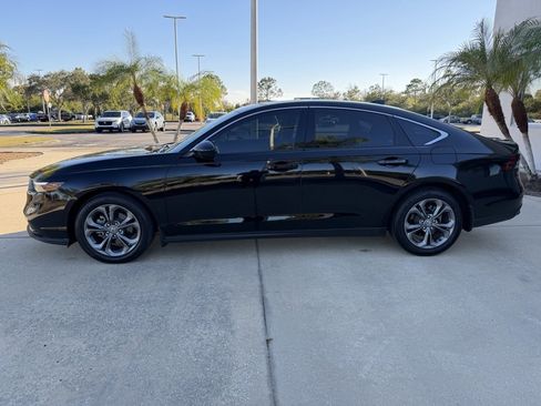 Certified 2024 Honda Accord EX image 7