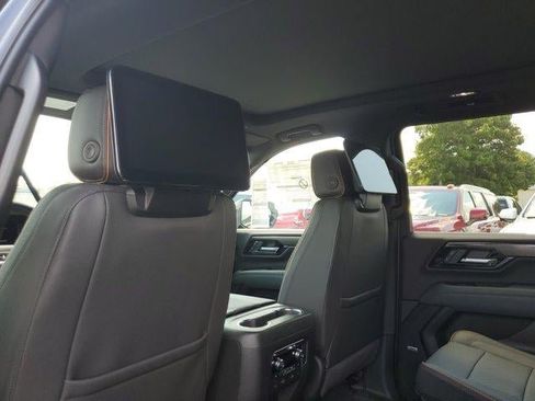 New 2026 GMC Yukon XL AT4 w/ AT4 Premium Plus Package AWD/4WD image 14