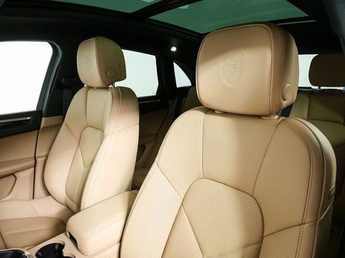 New 2026 Porsche Macan S image 5