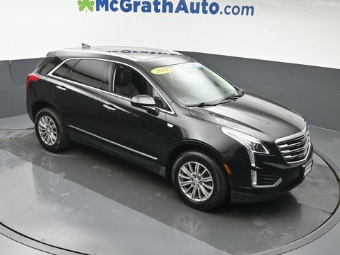 Used 2019 Cadillac XT5 Luxury AWD/4WD image 3