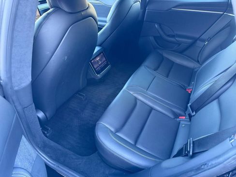 Used 2021 Tesla Model S Plaid image 16