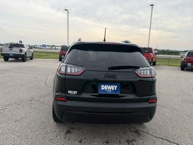 Used 2021 Jeep Cherokee Latitude Plus AWD/4WD image 6
