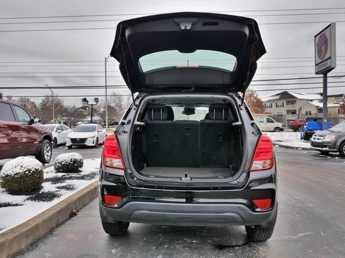 Used 2020 Chevrolet Trax LS w/ Tint and Cruise Package image 5