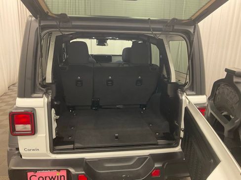 Used 2024 Jeep Wrangler Willys image 71