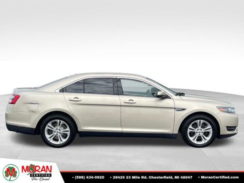 Used 2018 Ford Taurus SEL w/ Equipment Group 201A AWD/4WD image 6