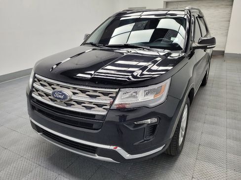 Used 2018 Ford Explorer XLT w/ Equipment Group 201A AWD/4WD image 15