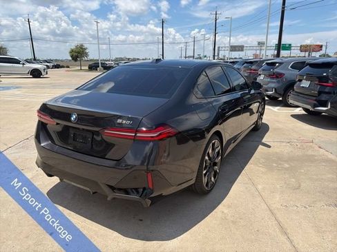 Used 2026 BMW 530i w/ M Sport Package RWD image 9