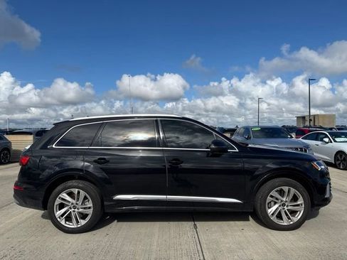 Used 2023 Audi Q7 3.0T Premium Plus w/ Premium Plus Package AWD/4WD image 2