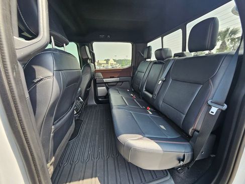 Used 2022 Ford F150 Lariat AWD/4WD image 11
