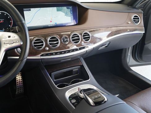 Used 2020 Mercedes-Benz S 450 Sedan image 18