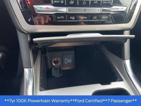 Used 2022 Ford Explorer XLT w/ Equipment Group 202A AWD/4WD image 23
