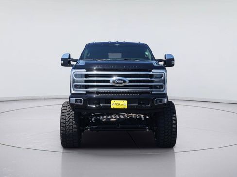 Used 2026 Ford F250 Platinum w/ Platinum Plus Package AWD/4WD image 3