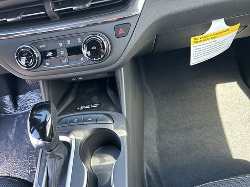 New 2026 Buick Envista Preferred w/ Convenience I Package FWD image 26