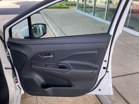 Certified 2025 Nissan Versa SV w/ Trunk Package FWD image 20