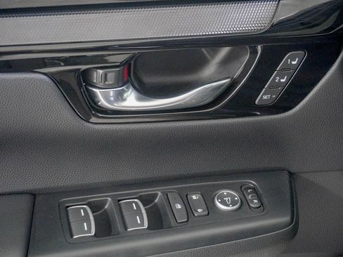 Used 2026 Honda CR-V Sport Touring image 18