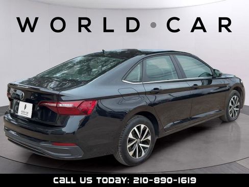 Used 2024 Volkswagen Jetta S image 8