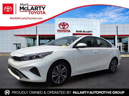 Used 2024 Kia Forte LXS FWD image 1