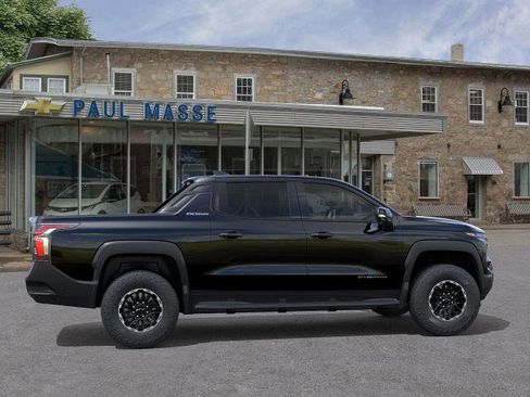 New 2026 Chevrolet Silverado EV Trail Boss image 5