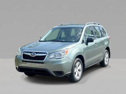 Used 2016 Subaru Forester 2.5i w/ Alloy Wheel Package