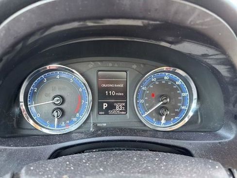 Used 2018 Toyota Corolla LE image 30