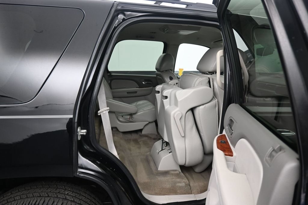 Used 2012 GMC Yukon SLT w/ SLT-2 Equipment Package RWD image 41