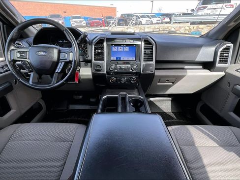 Used 2017 Ford F150 XLT w/ Equipment Group 302A Luxury image 16