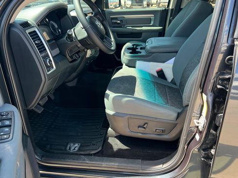 Used 2018 RAM 1500 Big Horn AWD/4WD image 18