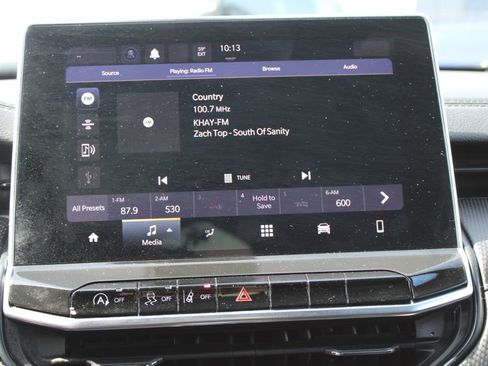 Used 2023 Jeep Compass Altitude image 19