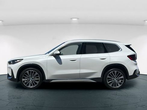 Used 2025 BMW X1 xDrive28i AWD/4WD image 4