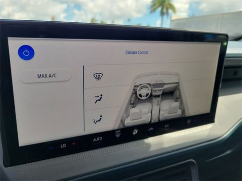 New 2025 Ford Maverick XL image 27