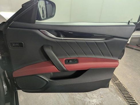 Used 2022 Maserati Ghibli Modena Q4 image 28
