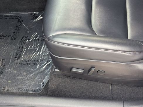 Used 2020 Tesla Model Y Long Range image 33