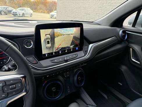 New 2025 Chevrolet Blazer RS w/ Driver Confidence II Package image 31
