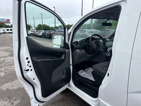 Used 2020 Nissan NV200 SV w/ Back Door Glass Package FWD image 11