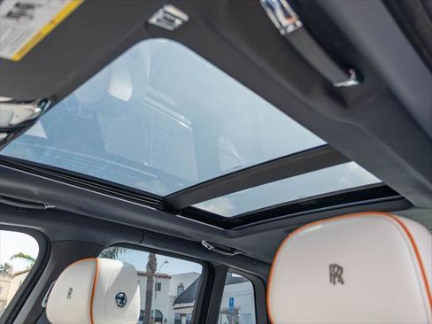 Certified 2019 Rolls-Royce Cullinan AWD/4WD image 18