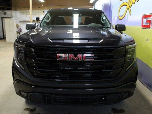 New 2026 GMC Sierra 1500 Elevation image 2
