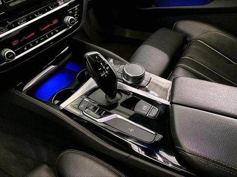 Used 2019 BMW 540i xDrive w/ Convenience Package AWD/4WD image 17