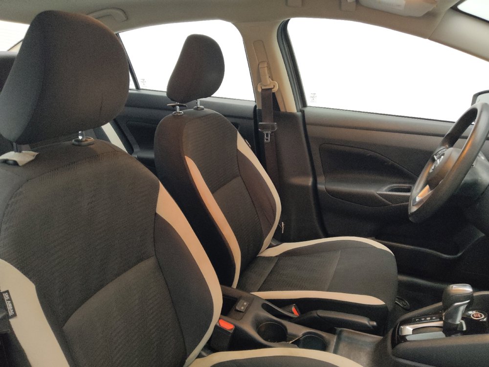 Used 2021 Nissan Versa SV FWD image 21